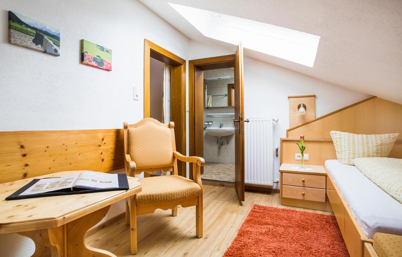 Farm stay Gastehaus Fitsch